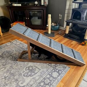 Gray Dog Ramp
